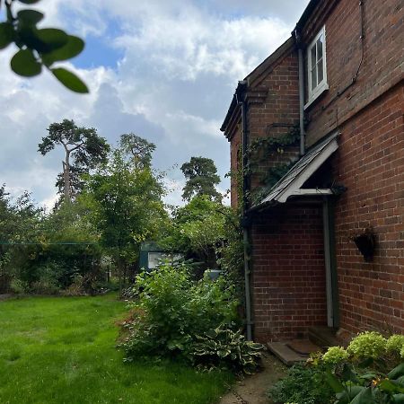 Cosy Cottage In The Heart Of The Countryside Brinkley  Exteriör bild